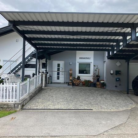 Ferienwohnung Dani Kottmannsdorf Bagian luar foto