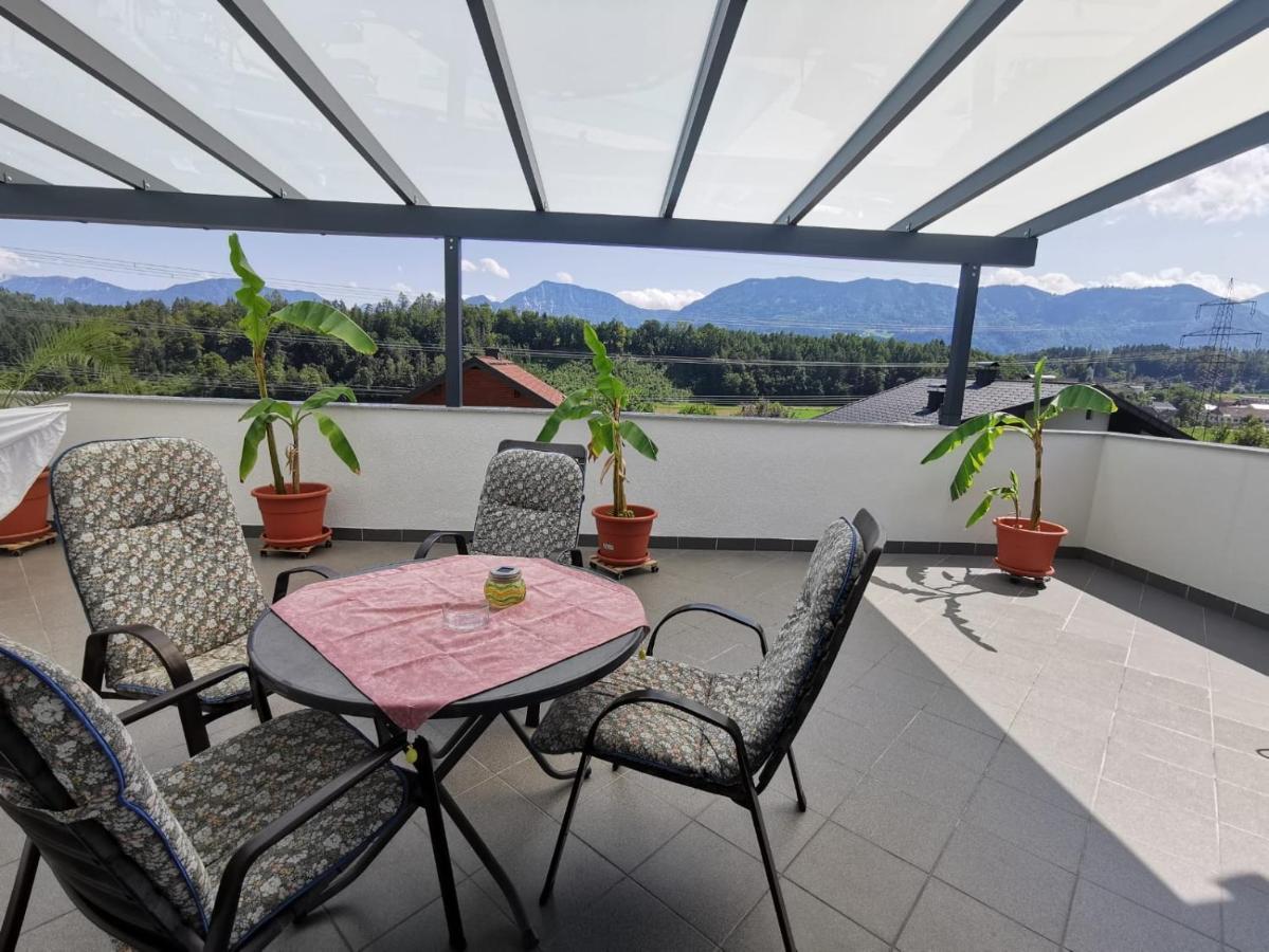 Ferienwohnung Dani Kottmannsdorf Bagian luar foto