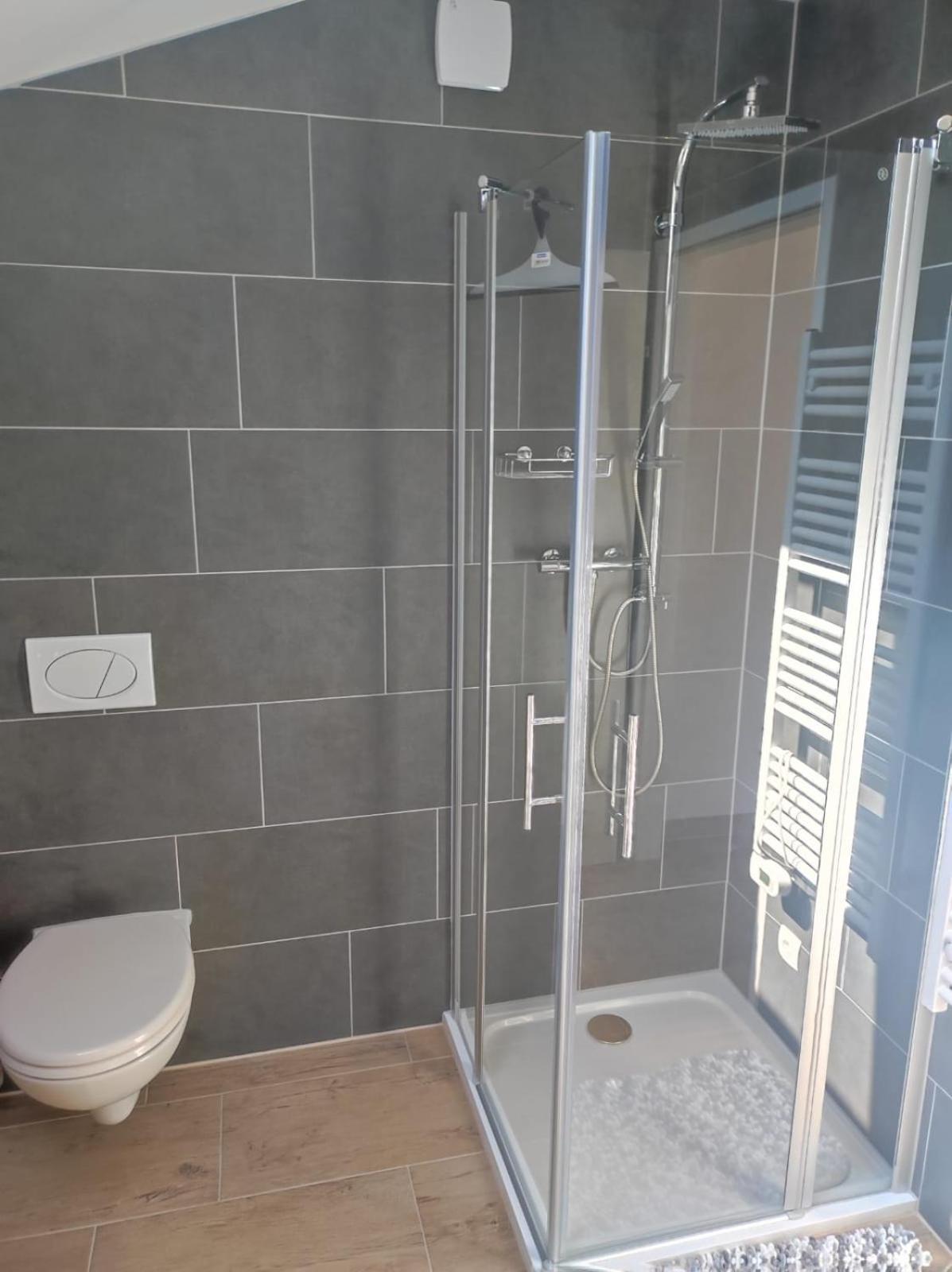 Ferienwohnung Dani Kottmannsdorf Bagian luar foto