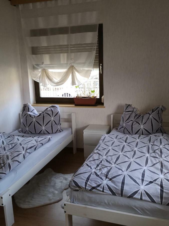 Ferienwohnung Dani Kottmannsdorf Bagian luar foto